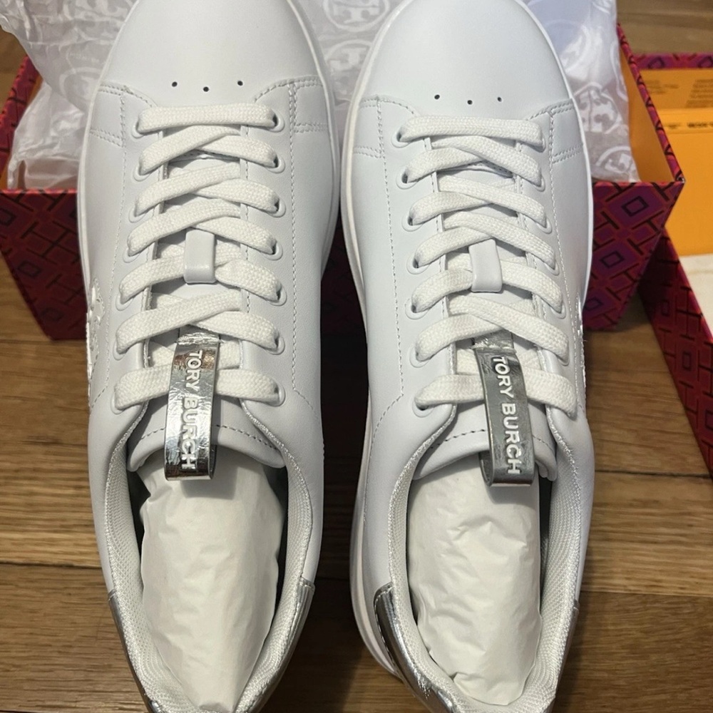 Tory Burch Double T Howell Court Nappa Leather White/Silver Sneakers In Size: 8